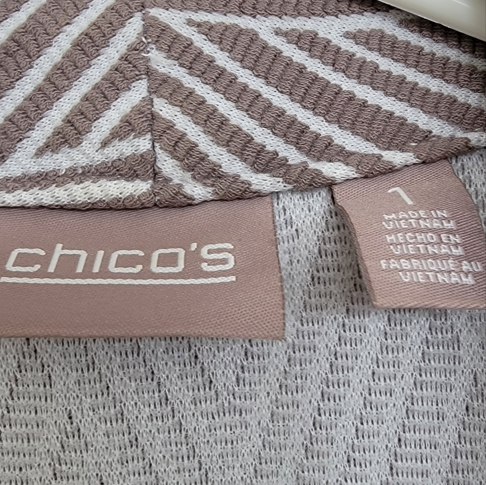 Blazer - Picture 3 of 3